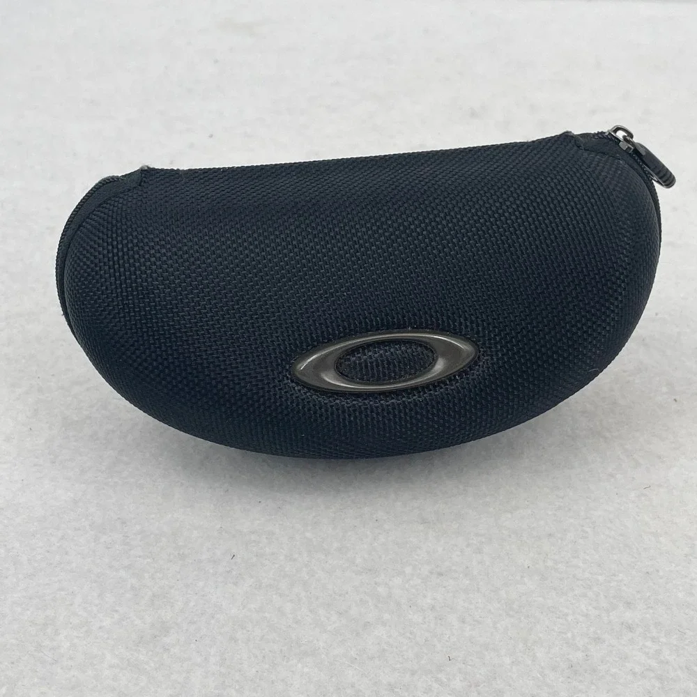 Oakley Large Soft Vault Sunglasses Case Black Ballistic Nylon Purple Lining